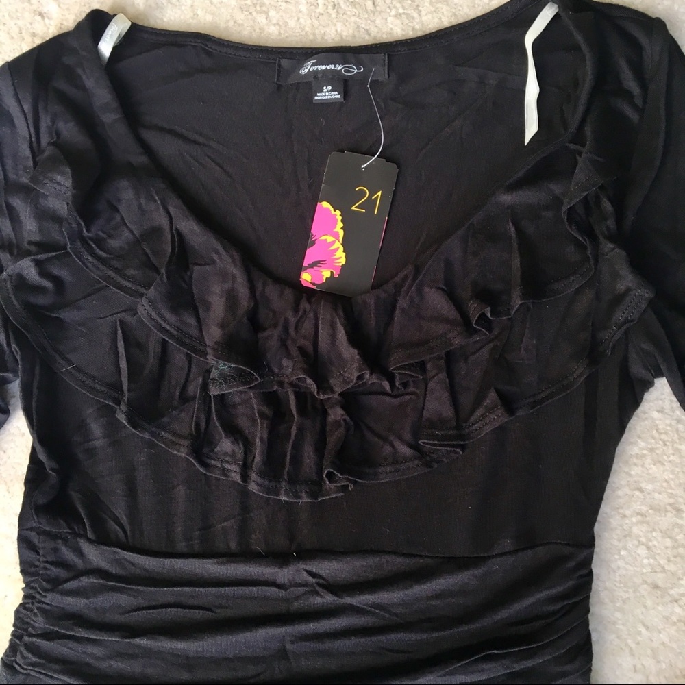 Cute Ruffled Dress - Picture 2 of 3